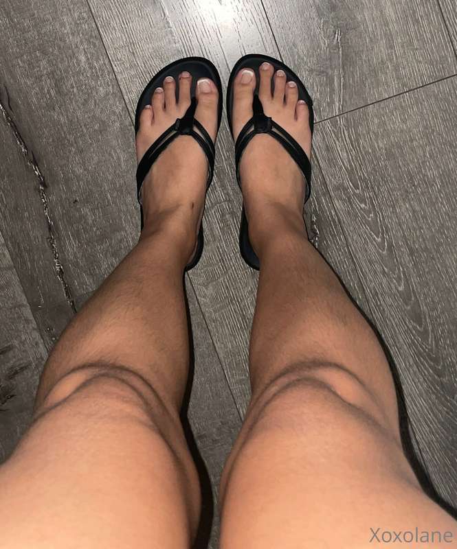 Hairy legs and french toes