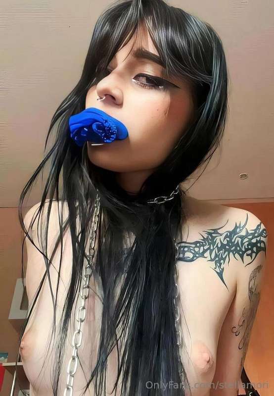 ## SUB FOR FREE @nefer_titi_xxx SHE IS ONLINE NOW 🟢 Her puss..