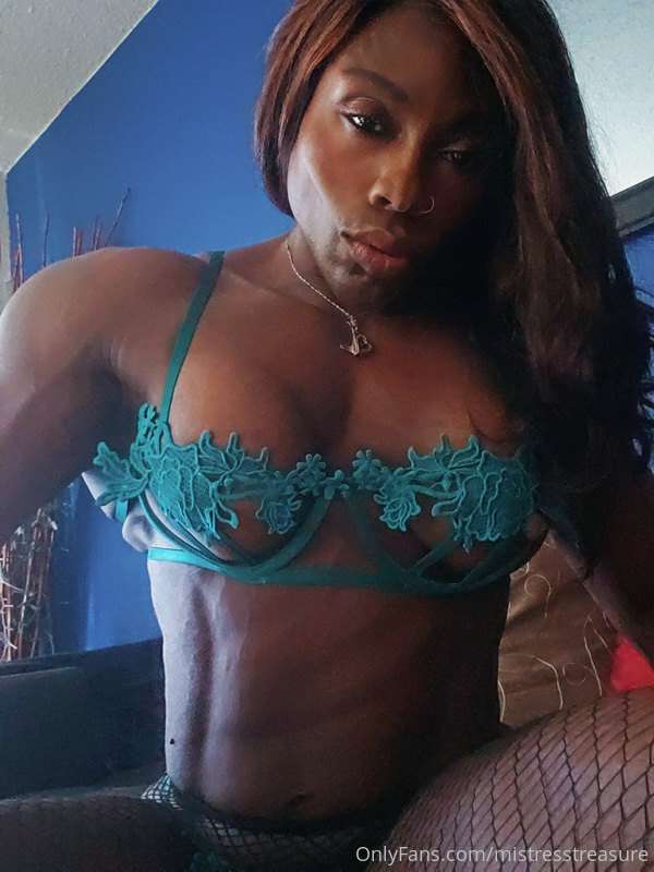 Nothing beats a sexy pair of thick muscular thighs stretchin.. 2
