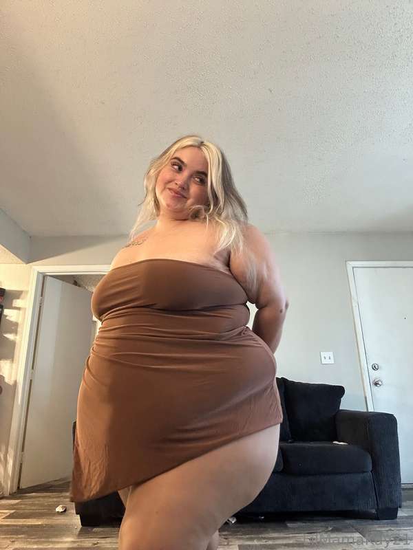 I think my ass is just getting too fat…but i wanna know how .. 3