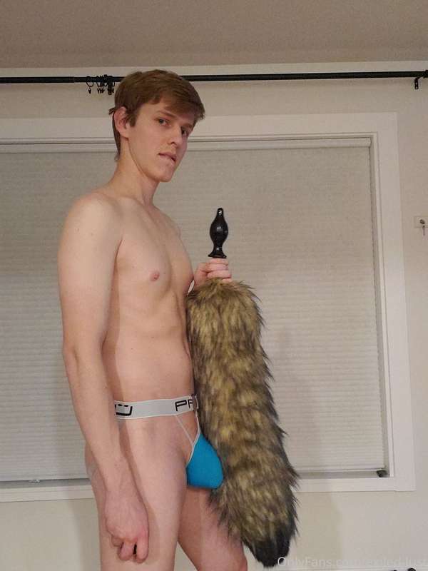 The whole tail set for you guys. I'm glad you all love it th..
