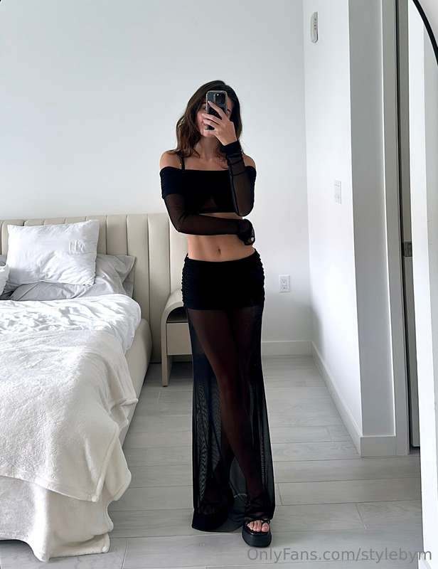 🖤🌹