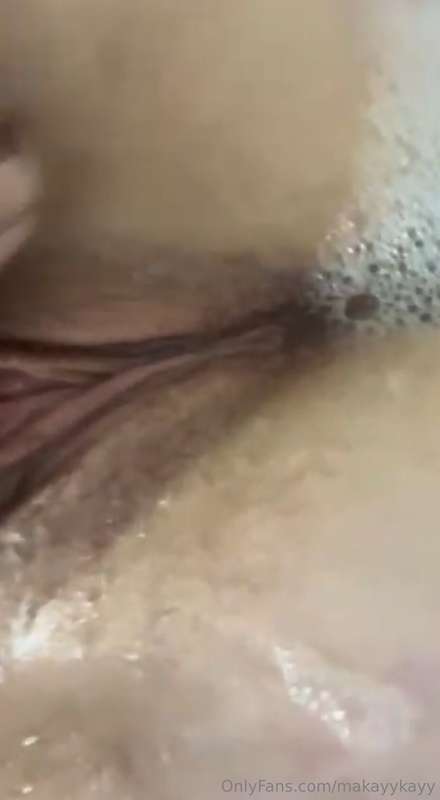 Clean just for you.😜 Message $5 to see the whole video.