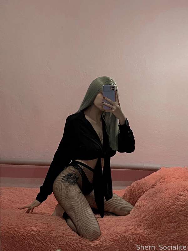 Sherri_Socialite - Fansly - 18 May, 2022