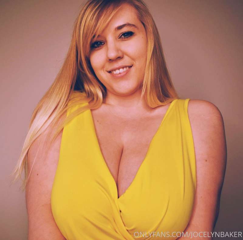like my cleavage in this dress?
