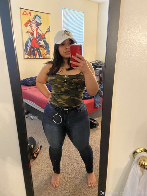 What do you think about me in jeans, Daddy? I need more huh?.. 5