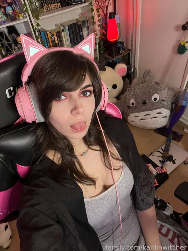 Kaitlinwitcher - Fansly - 22 Jan, 2024