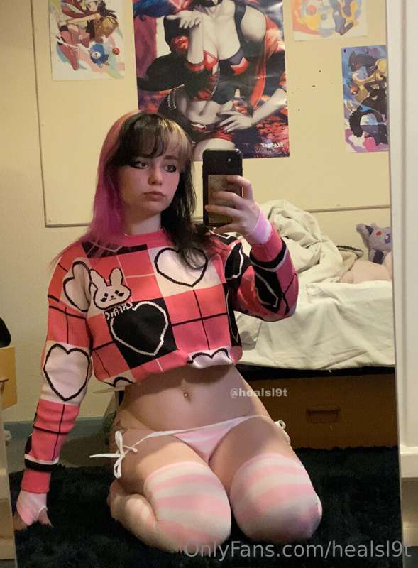 like all my posts 💕 to get a special surprise in your dms 🤭 .. 1