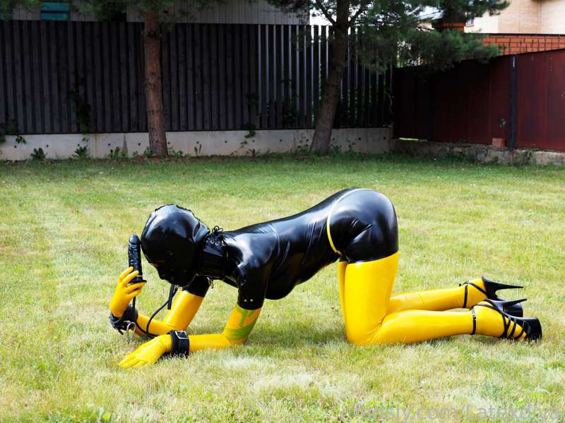 Latexdiva - Fansly - 08 Sep, 2022 2