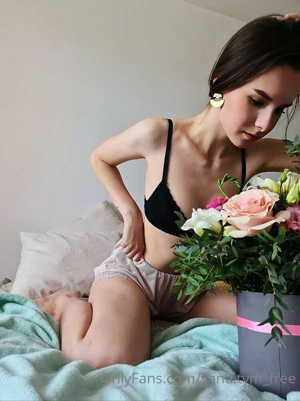 Yana.Tym_Free - Onlyfans - 16 Mar, 2022