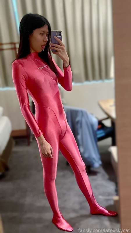 Latexskycat - Fansly - 07 Jun, 2025 9
