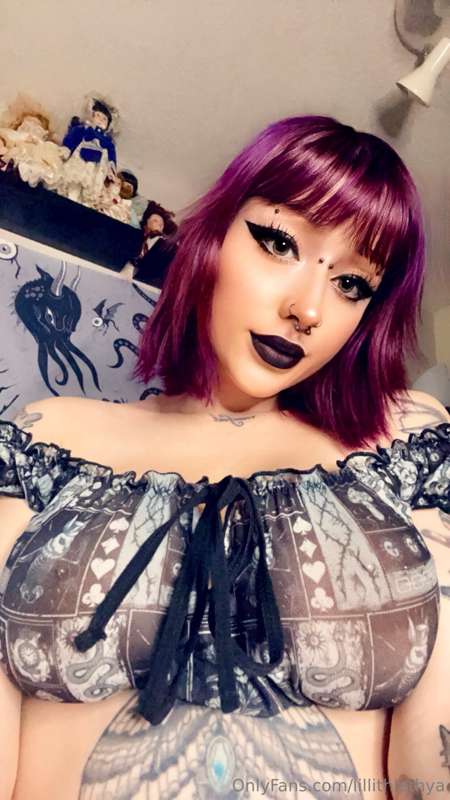 🦇 do you like my bump? 🦇 11