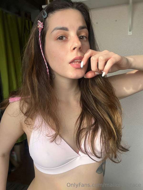 𝐅𝐑𝐄𝐄 𝐒𝐔𝐁👉 @pagecharlotte 🙈🔞
Crazy beauty @pagecharlotte😻 Dic..