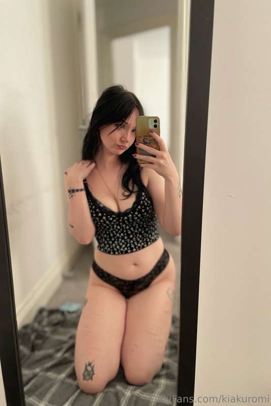 New underwear shoot ends nude 🤭 27