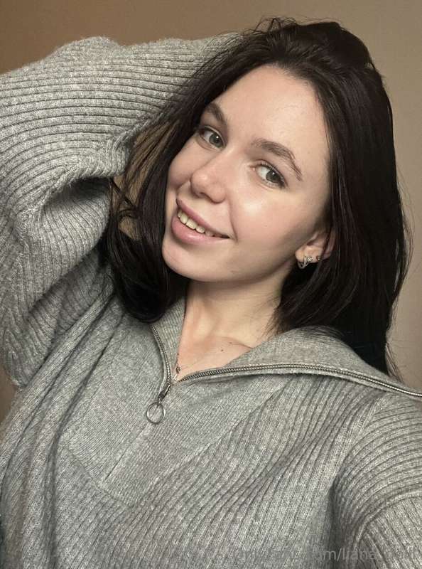 Hello! ✨ I’m Diana @fierce.flirt, and I absolutely love that..