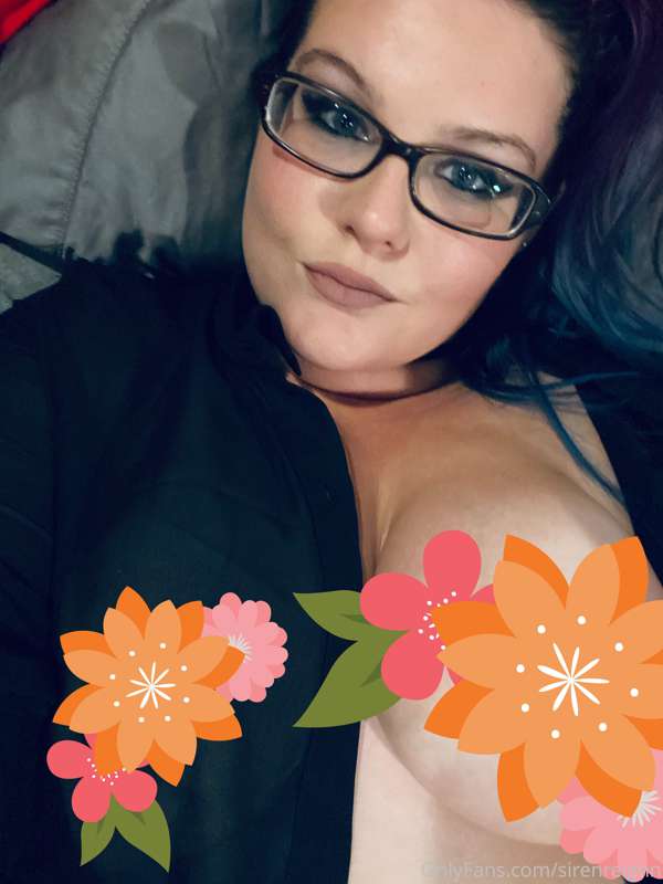 Wanna see them uncensored?!?! I know you do !! leave a tip (..