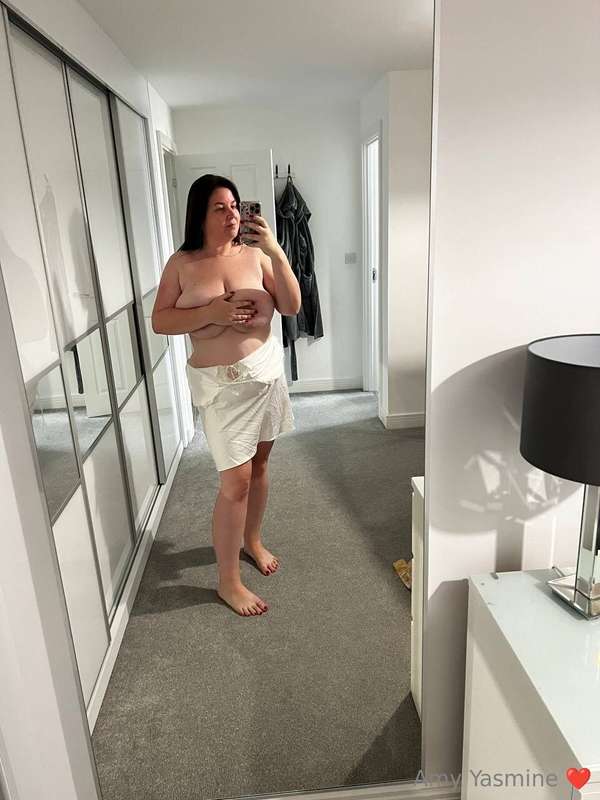 Amy-Yasmine - Onlyfans - 2025-06-20T15:00:55