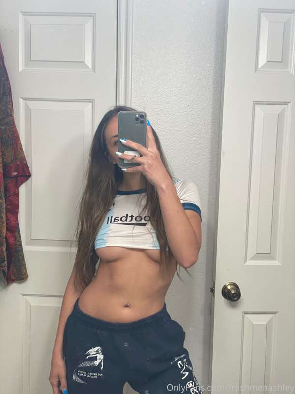 Come play with me, babes🙈🙈