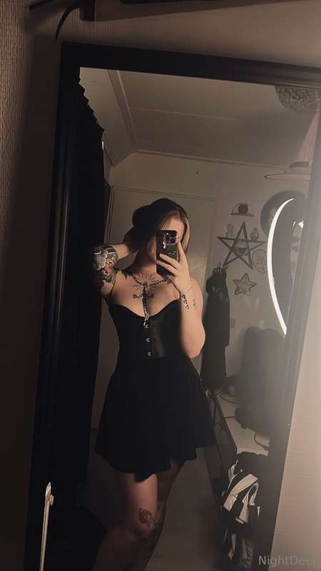 Her mother was a witch✨
