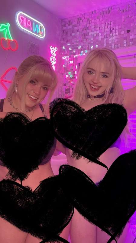 Just released my SLUTTIEST G/G video and first ever JOI vide..