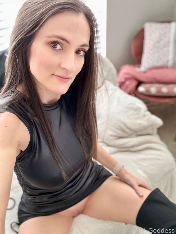 Milf_Goddess - Fansly - 01 Feb, 2023 7