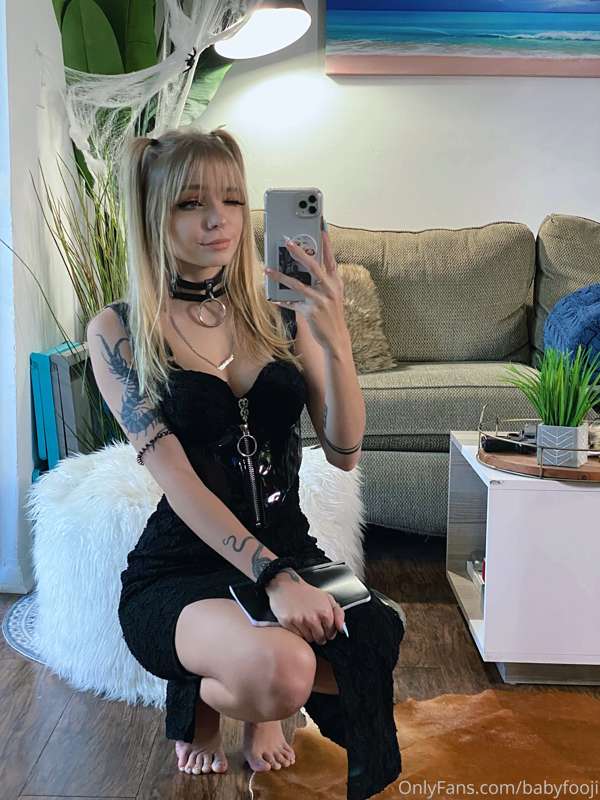 More Misa noodies 🖤🖤🍎 5