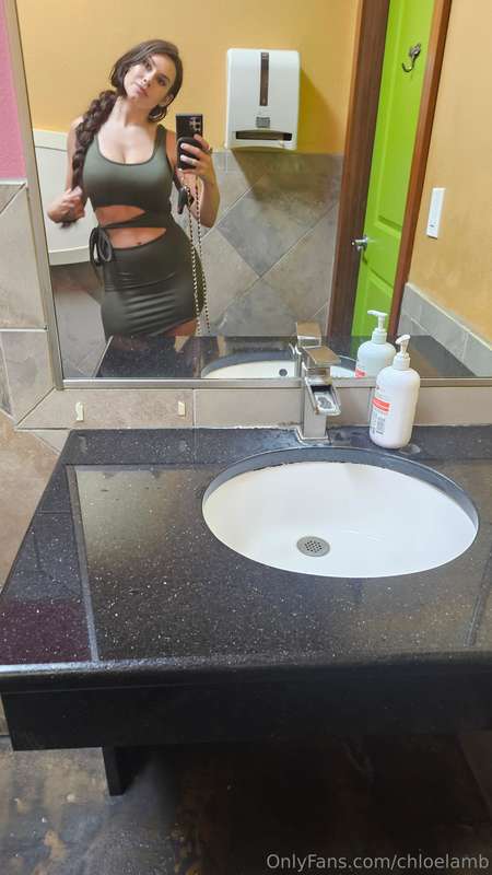 Chloelamb - Onlyfans - 07 Jul, 2024