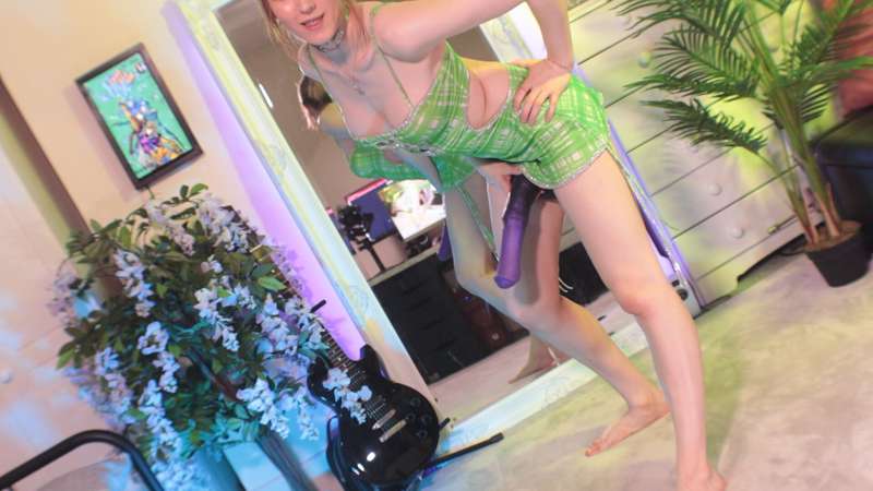 a few pics from last night, video will be coming soon <3 9