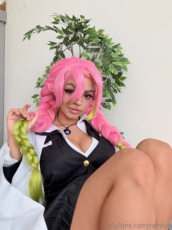 Pink braids are for nice maids, he-he 🎀I know I'm probably p.. 1