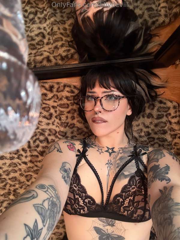 🖤🖤🖤