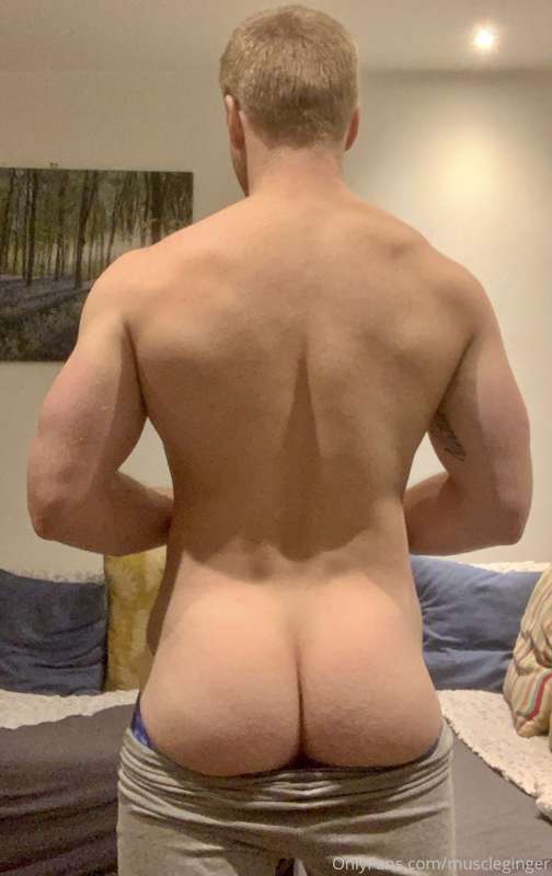 Happy Monday! 😏 Click ❤️ If you would kiss it