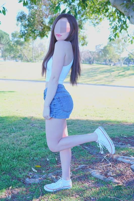 being outdoors is what I do best 💚🍌

tags: lewd, wedgie shor.. 5