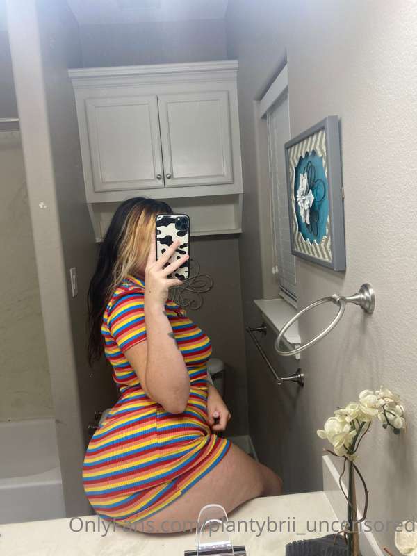 it's finally sundress season 😘