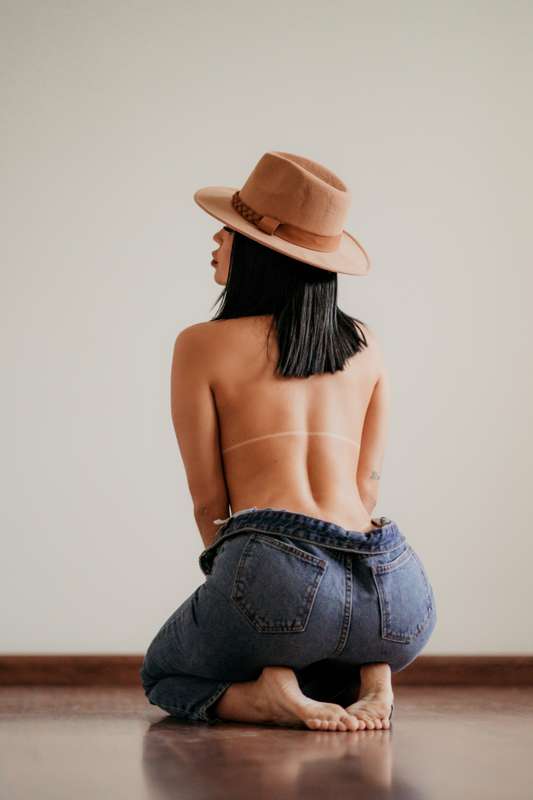 ▪ hat set ▪ 

do you like feets? 
pt ▪ vocês gostam de pezin.. 1