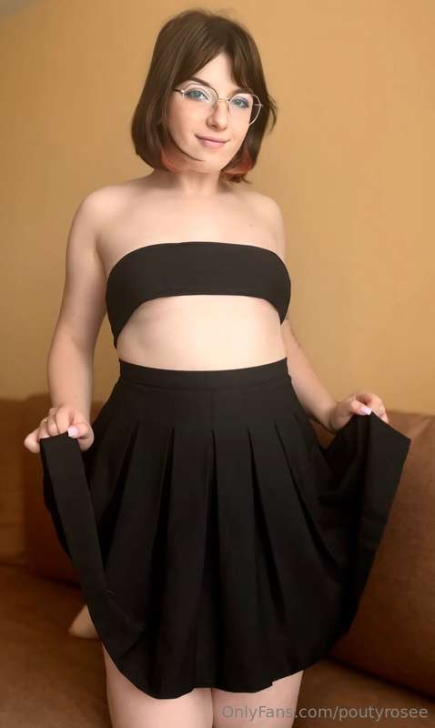 What do you think of my outfit for today? I think I look bet..