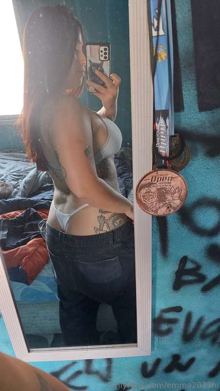 Emma2023Hi - Onlyfans - 2024-05-31T06:00:16