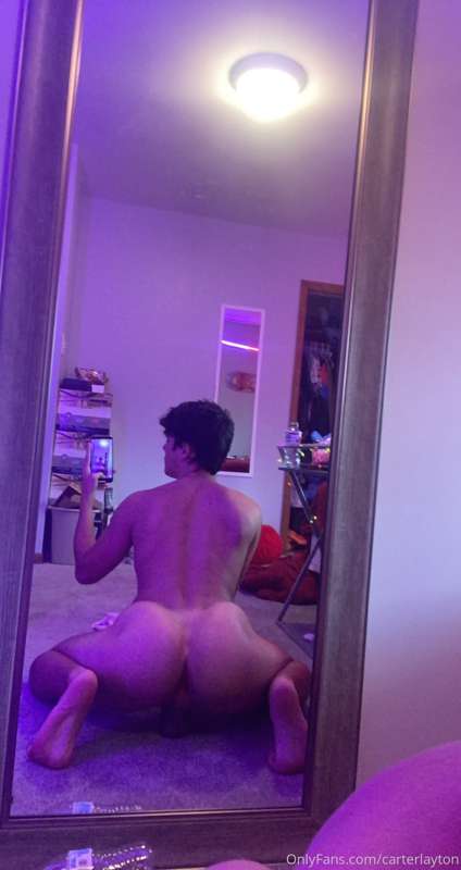 on vacation this week, kinda lonely tho