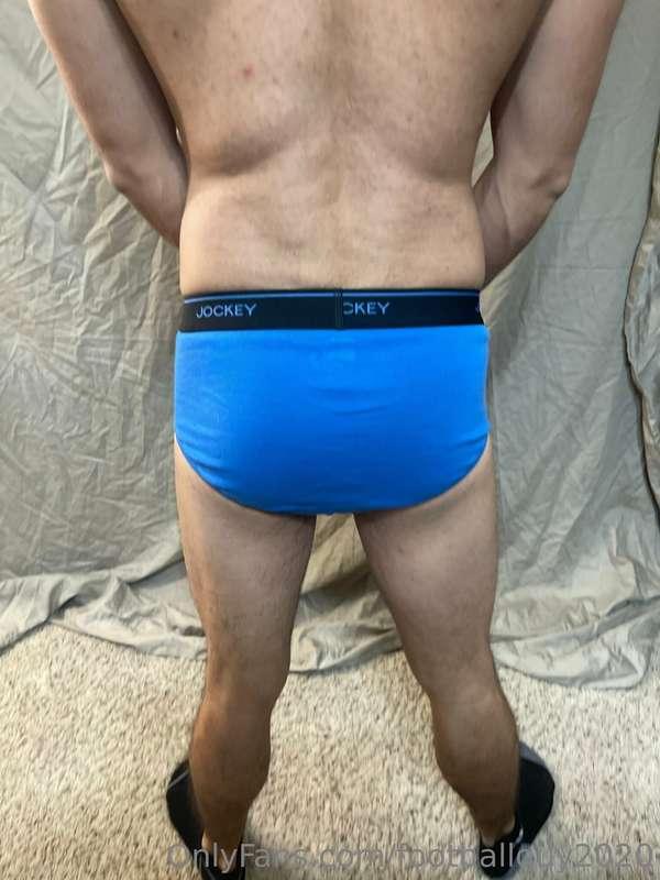 PVT Martinez shows off his goods lol set 2 21