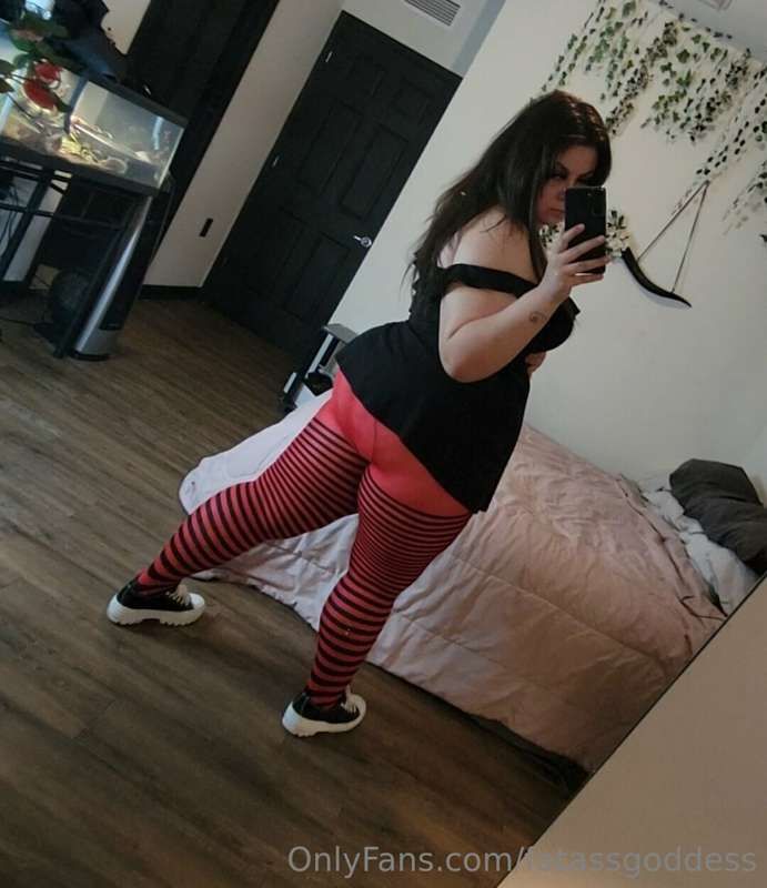 Fatassgoddess - Onlyfans - 17 Oct, 2022