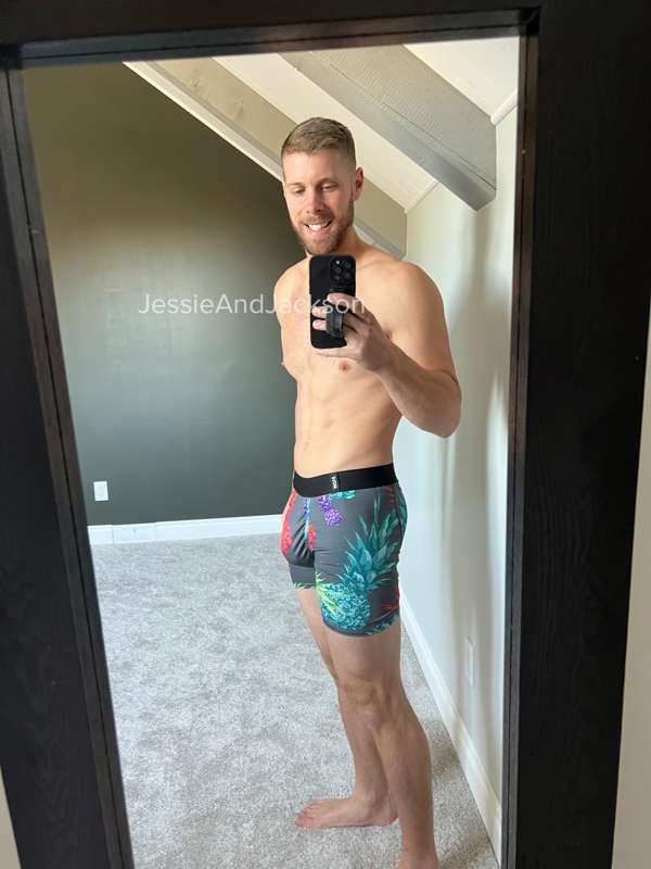 Just popping in to say hi and show you some ass and titties!.. 11