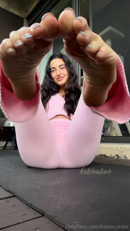 More pretty in pink pics💖😘 hope everyone’s having a wonderfu.. 11
