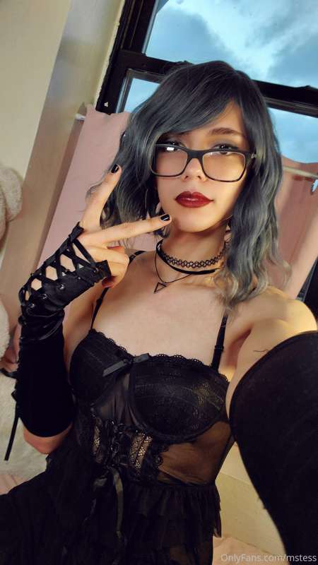 Here's a little set for you all💖  was feelin myself today :3 6