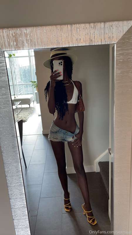 Do you like the outfit I’m wearing? I know that you don't se..