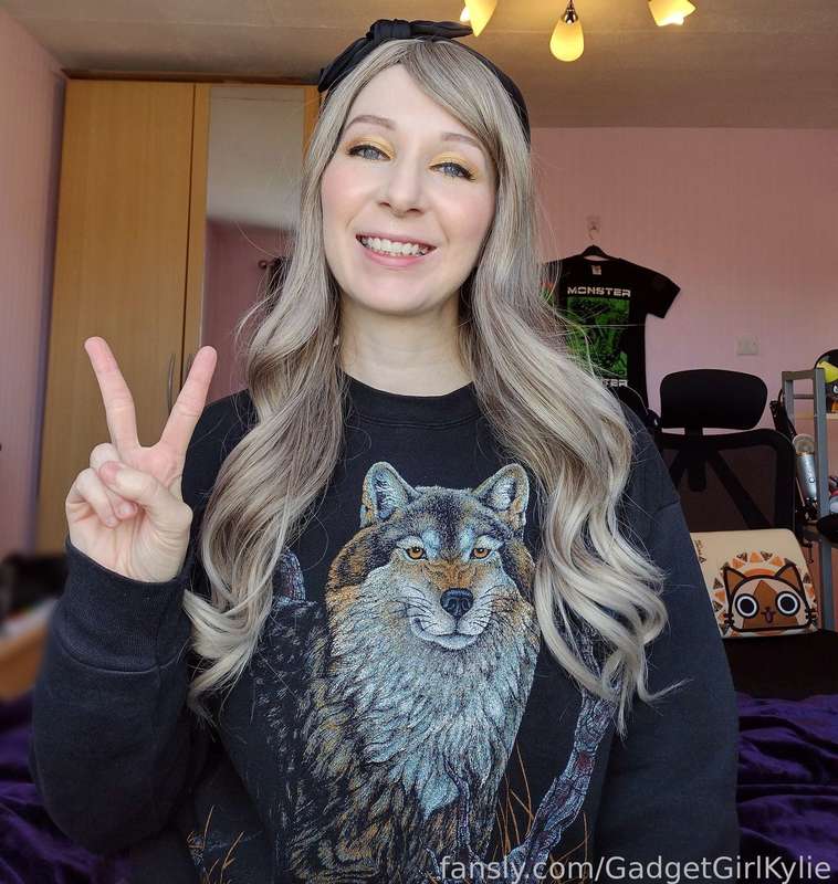 Gadgetgirlkylie - Fansly - 15 Nov, 2023