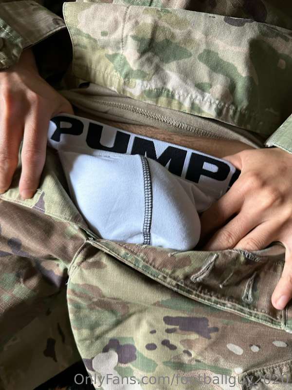 As promised - the full photo set of the private showing off .. 29