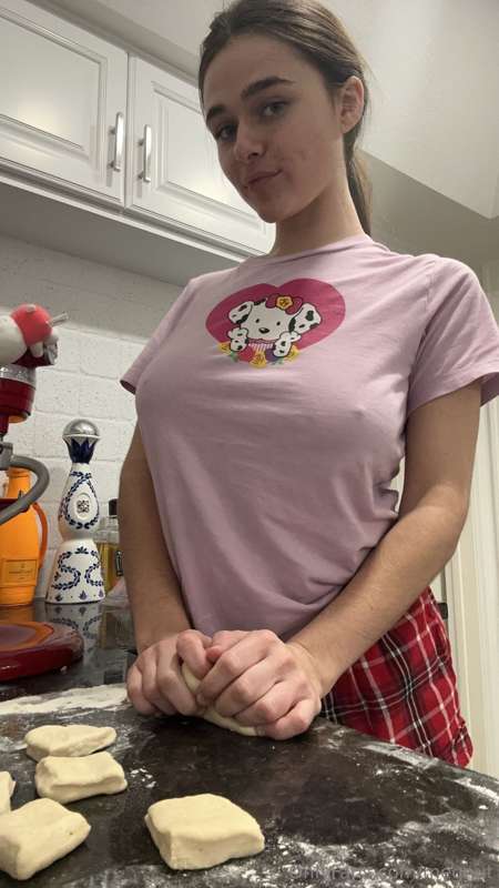 👩🏻‍🍳 1