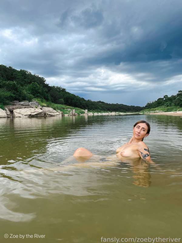 Zoebytheriver - Fansly - 06 Sep, 2021 4