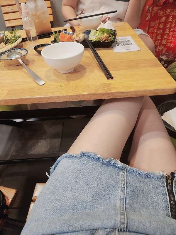 Dear_Diary - Onlyfans - 2023-02-05T08:21:32