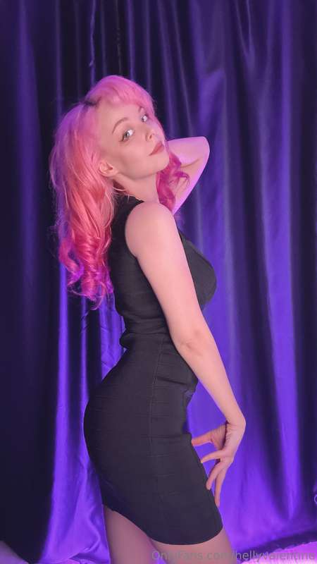 I’ve been busy creating tons of pics and videos just for you.. 9
