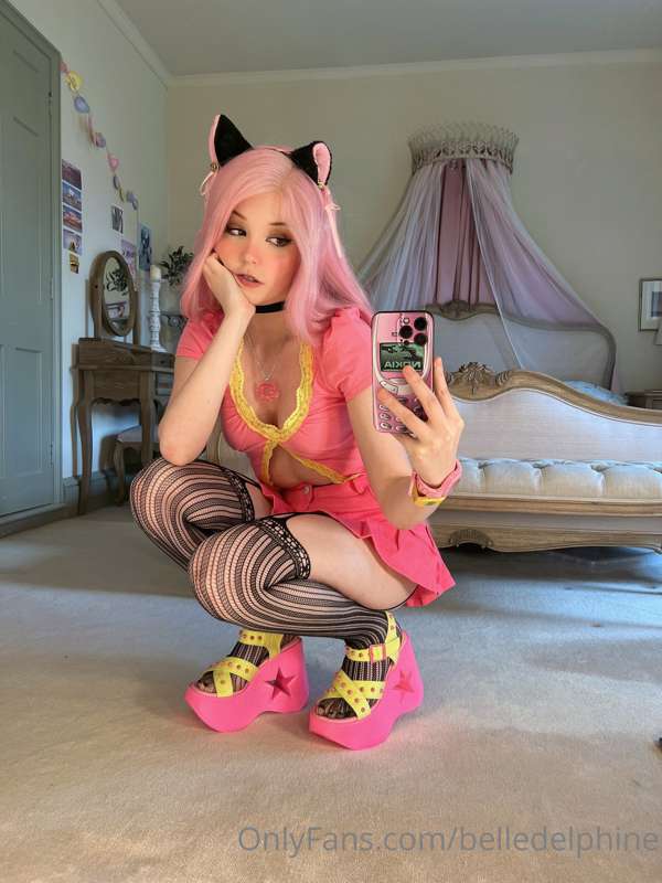 Oof new outfit to play in! 34